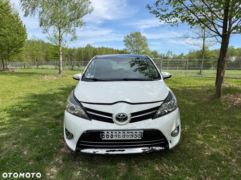 Toyota Verso 1.6 D-4D 5-Sitzer Start/Stop Skyview Edition - 9