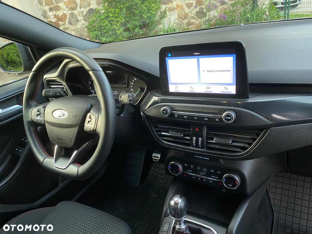 Ford Focus 1.0 EcoBoost ST-Line Business - 12