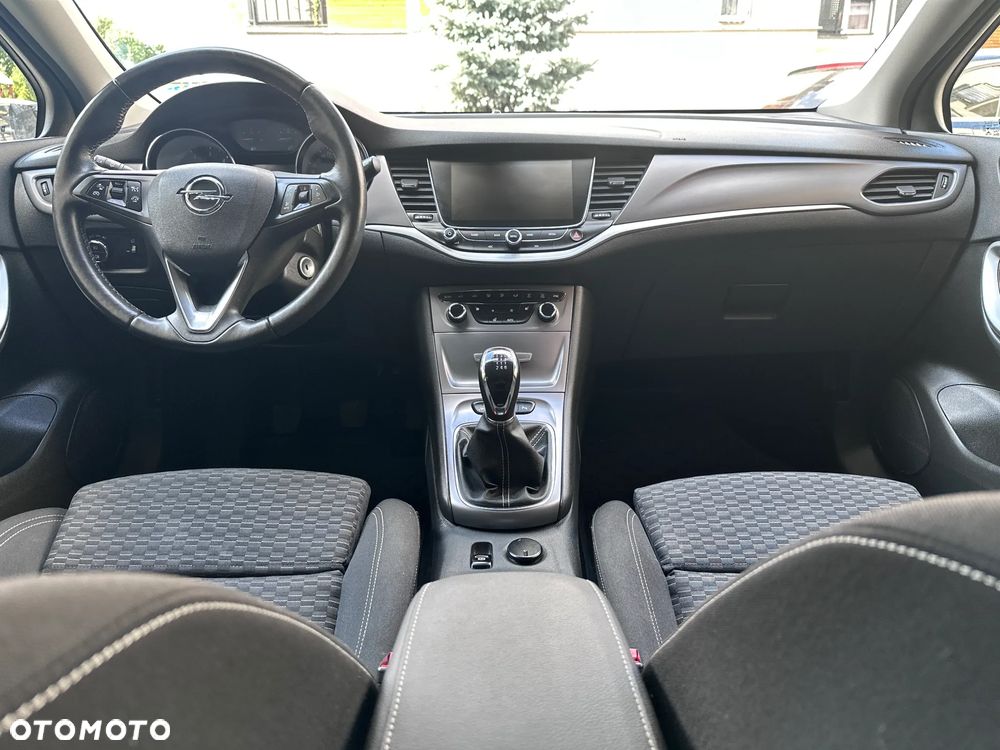 Opel Astra 1.6 CDTI Enjoy S&S - 11