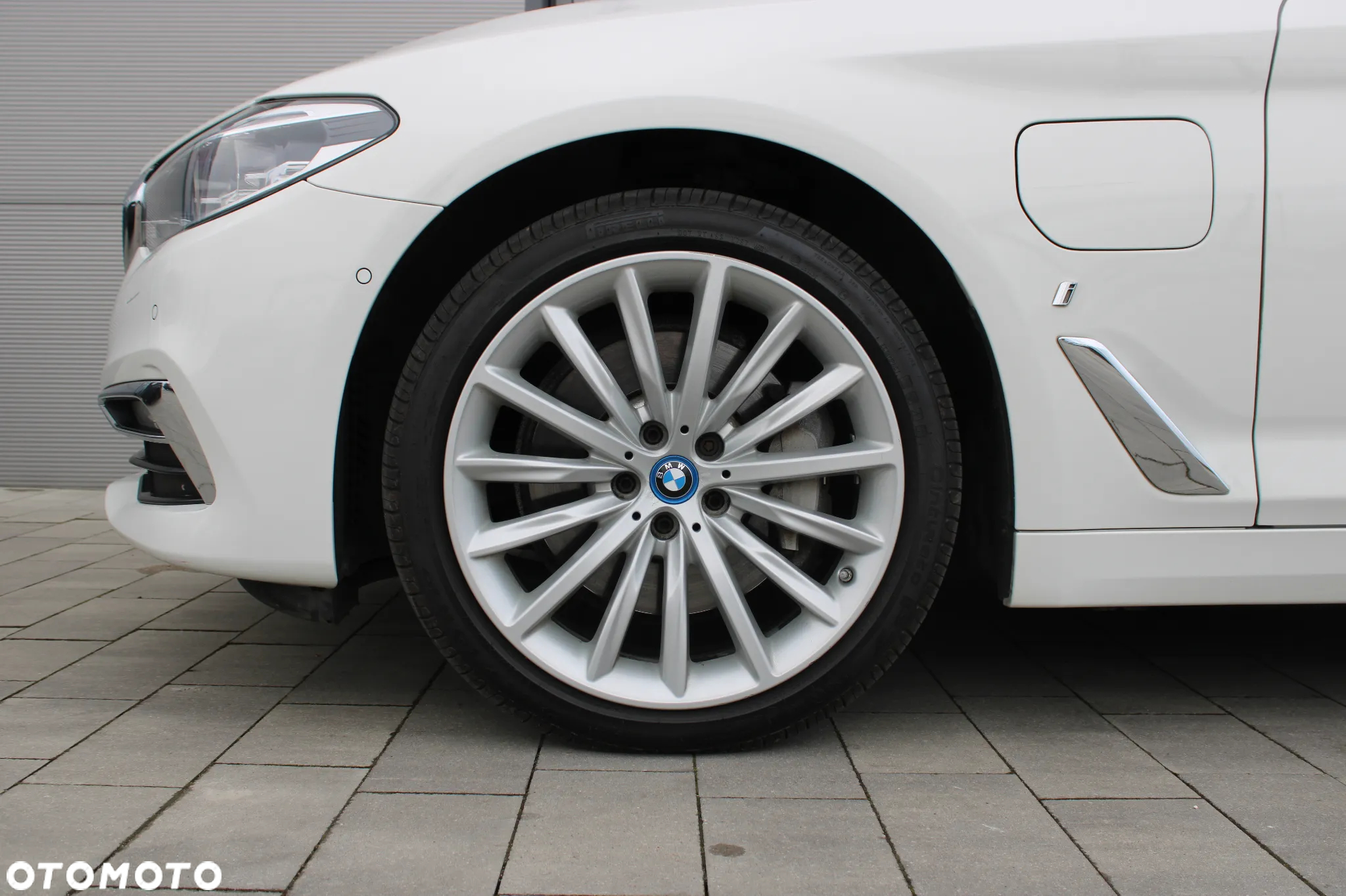 BMW Seria 5 530e iPerformance Luxury Line - 9