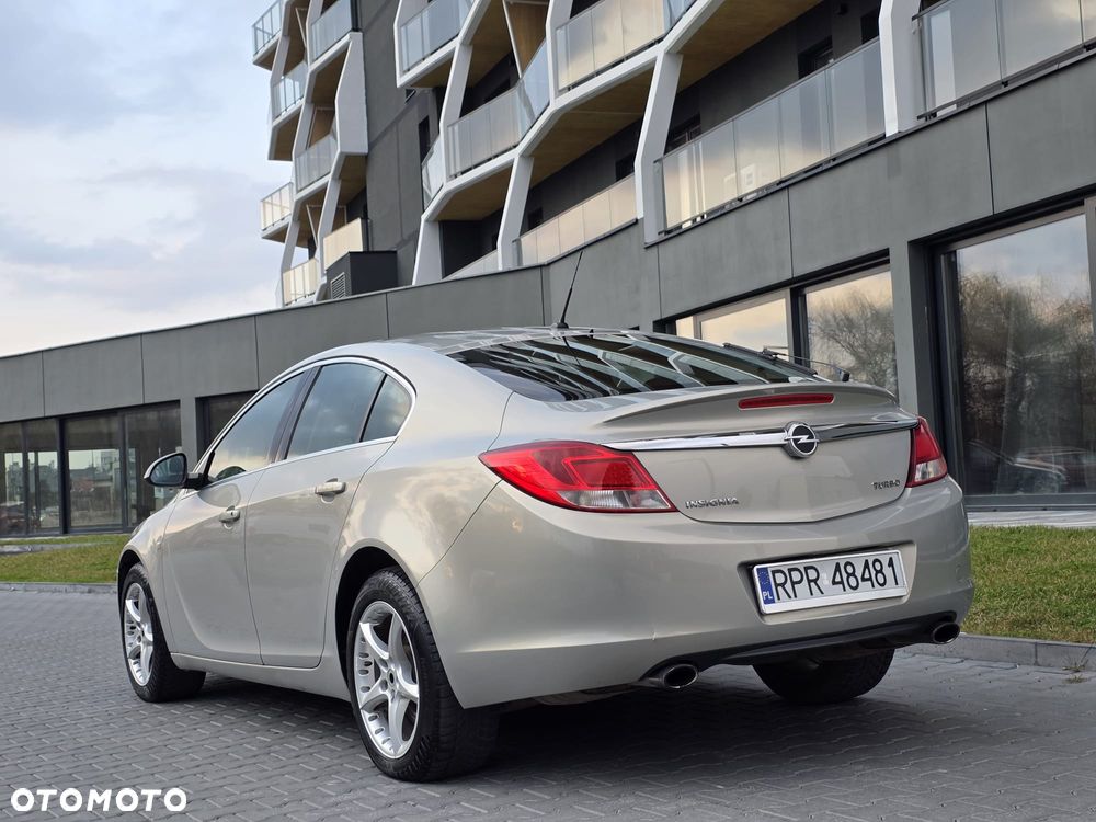 Opel Insignia - 21