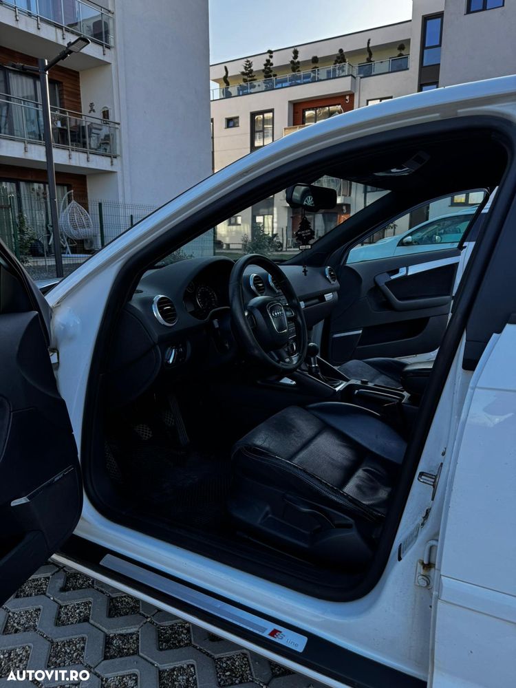 Audi A3 2.0 TDI ack S line Sportpaket plus - 5