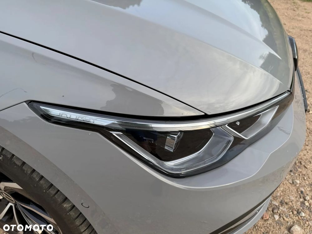 Volkswagen Golf 1.5 eTSI EVO Style DSG - 6