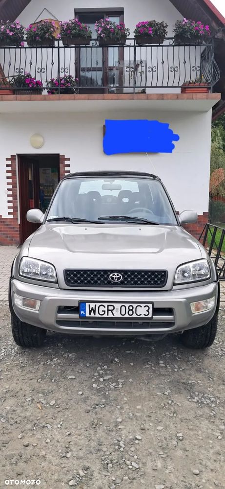 Toyota RAV4 2.0 - 3