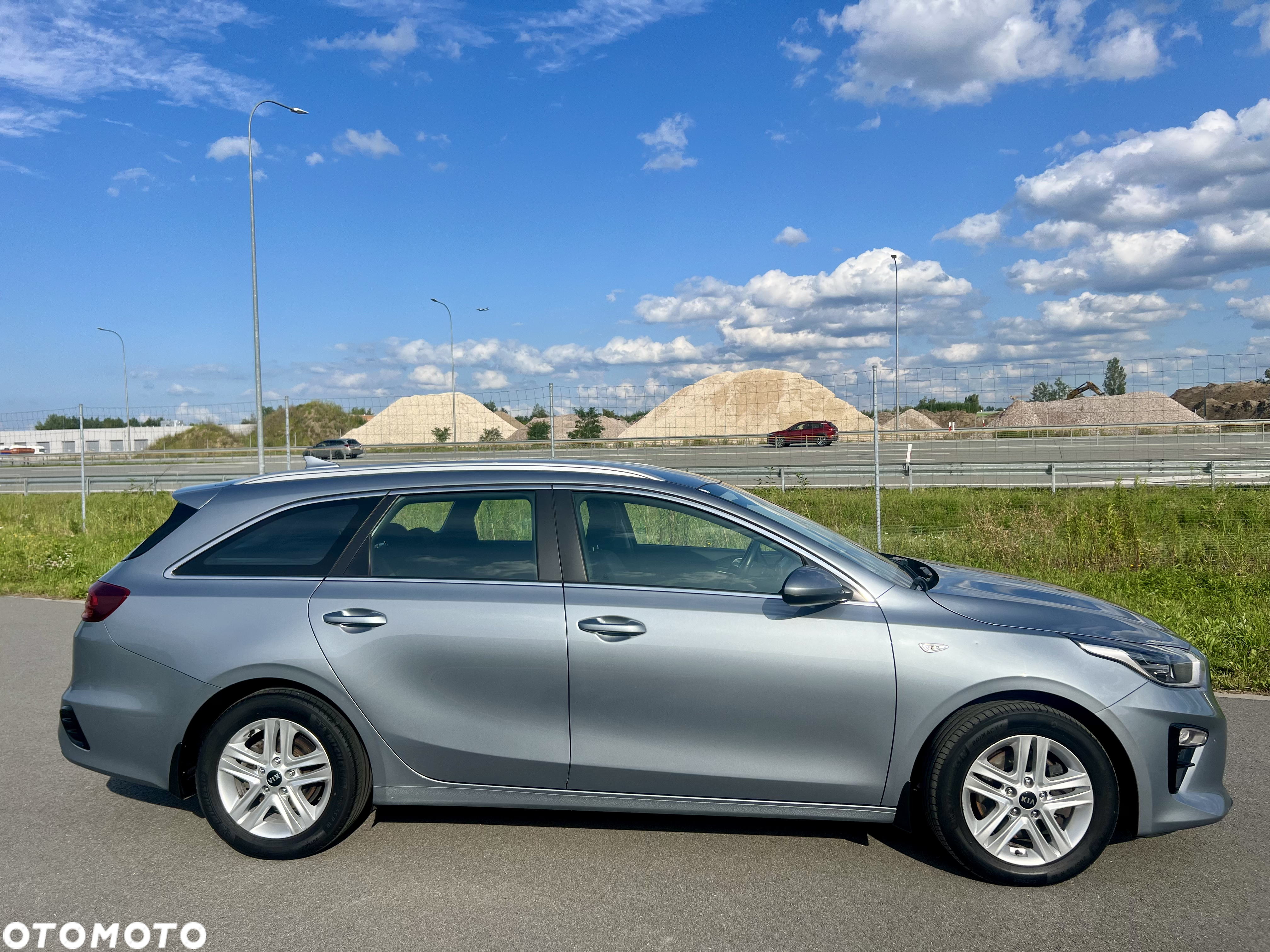 Kia Ceed 1.6 CRDi SCR M - 12