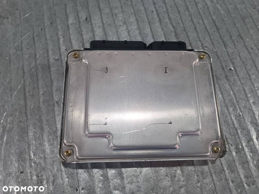 KOMPUTER, STEROWNIK AUDI A4 B6 038906019KA  0281011140 1.9 TDI - 4