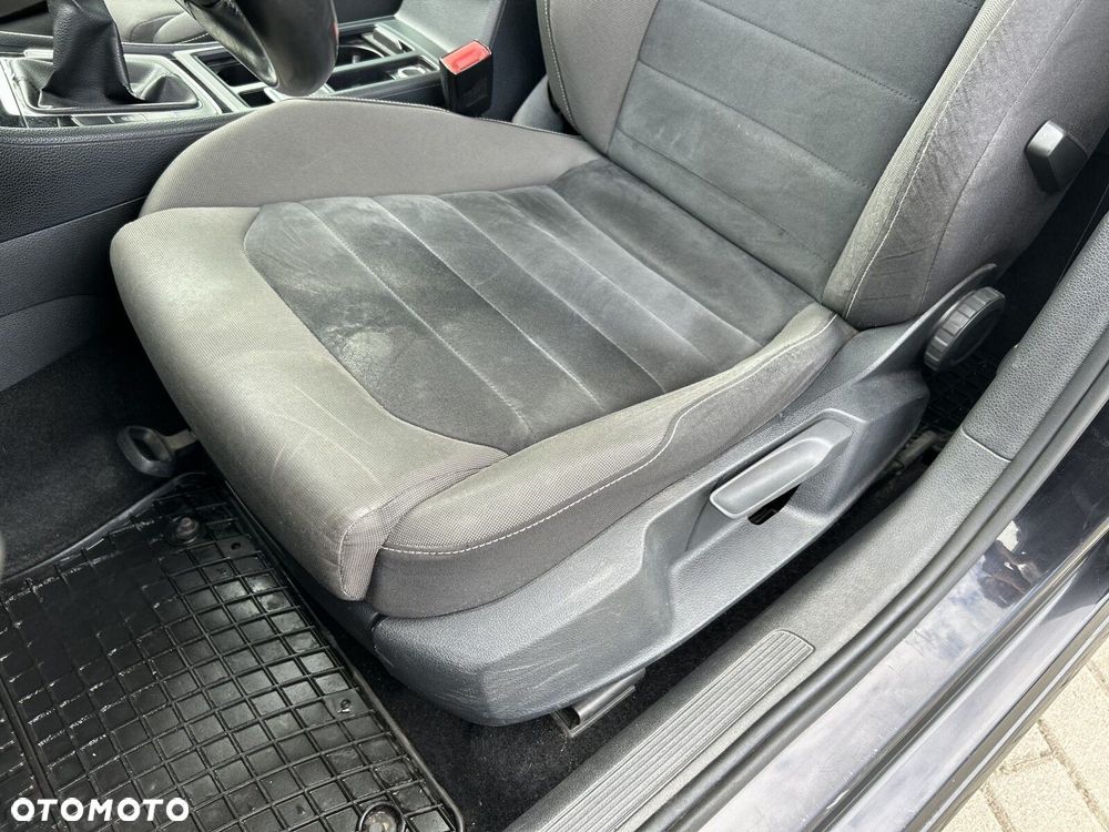 Volkswagen Golf 1.4 TSI BMT Highline - 14