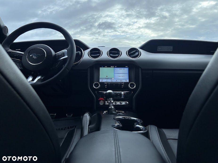 Ford Mustang 5.0 V8 GT - 21
