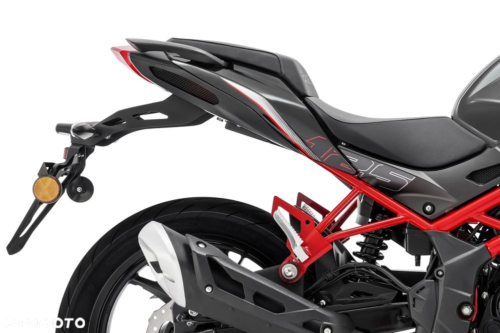 Benelli BN 125 - 10