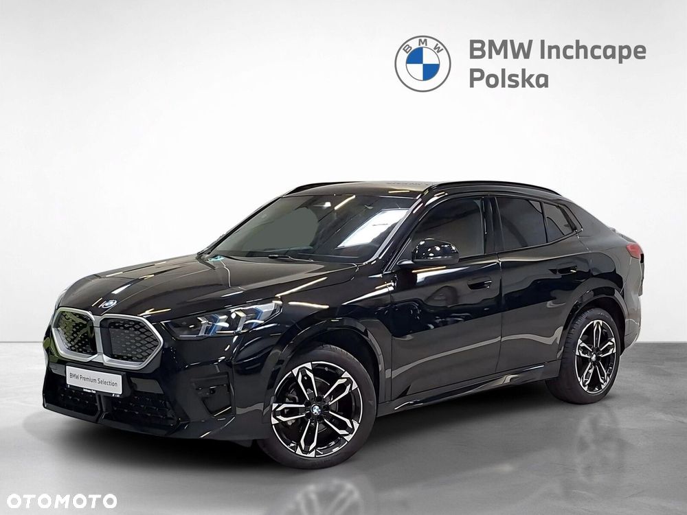 BMW iX2 eDrive20 66.5kWh M Sport - 2