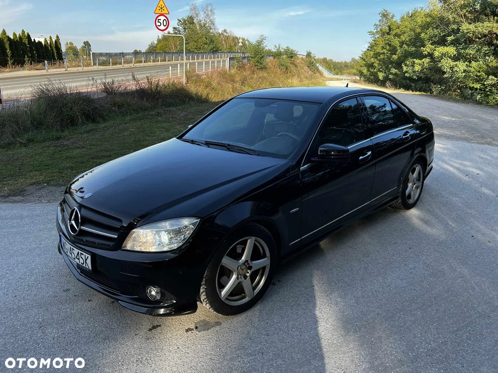Mercedes-Benz Klasa C 220 CDI BlueEff 4-Matic Avantgarde - 1