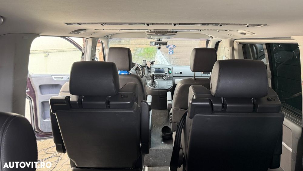 Volkswagen Multivan - 27