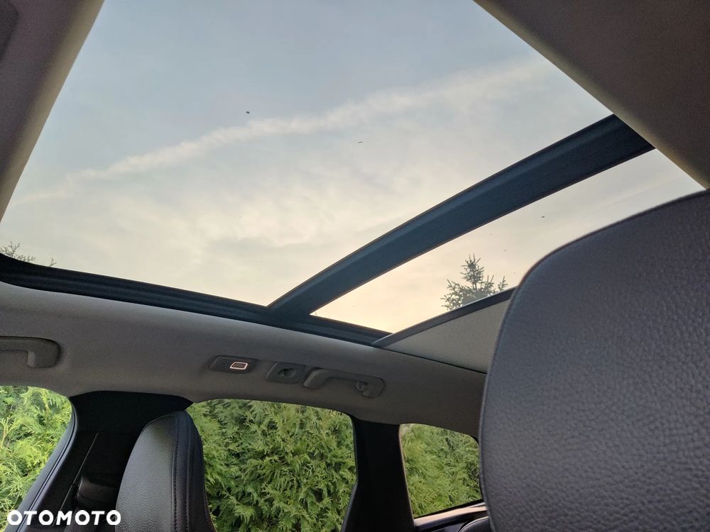 Volvo XC 60 B5 B AWD Geartronic Momentum Pro - 29