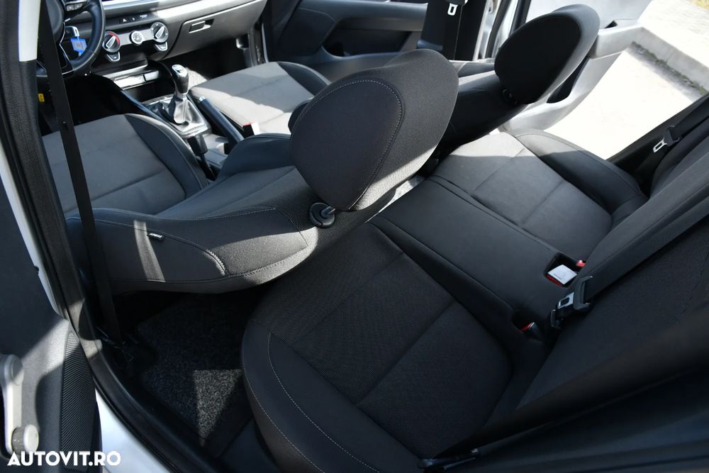 Kia Rio 1.4 CRDi 90 Platinum Edition - 27