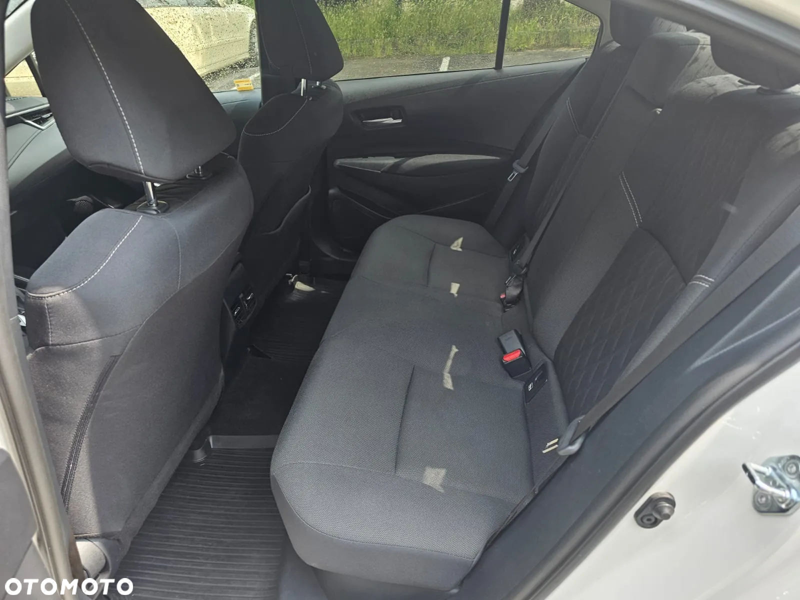 Toyota Corolla 1.8 Hybrid GPF Comfort - 10