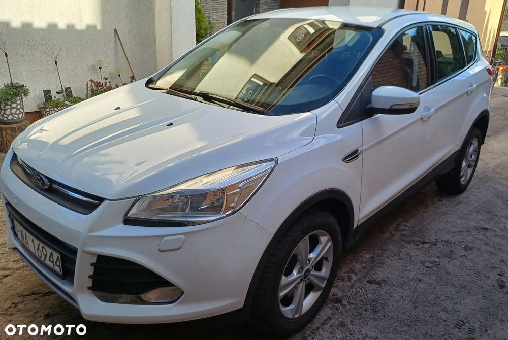 Ford Kuga 2.0 TDCi 2x4 Titanium - 1