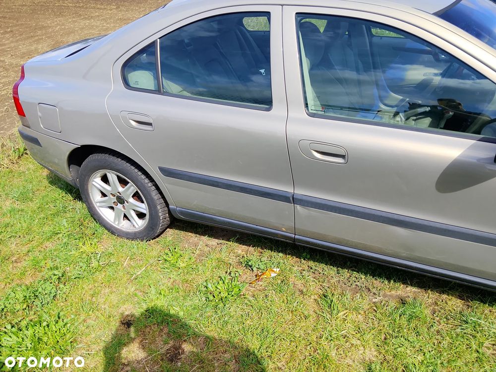 Volvo S60 - 4