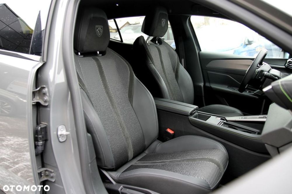 Peugeot 408 1.2 PureTech mHEV GT S&S e-DSC6 - 19