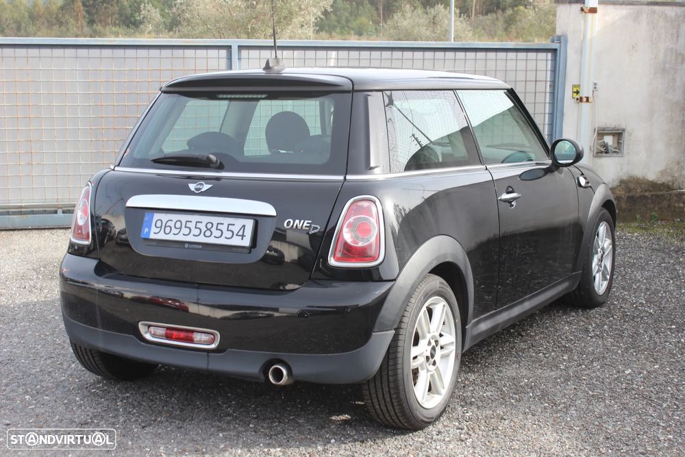 MINI 3 Portas One D - 5