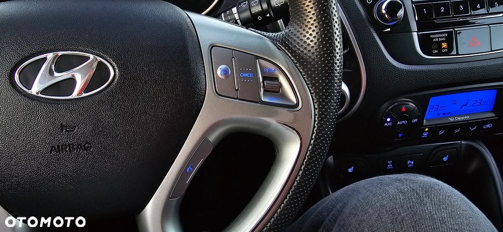 Hyundai ix35 2.0 CRDi 4WD Automatik Premium - 33