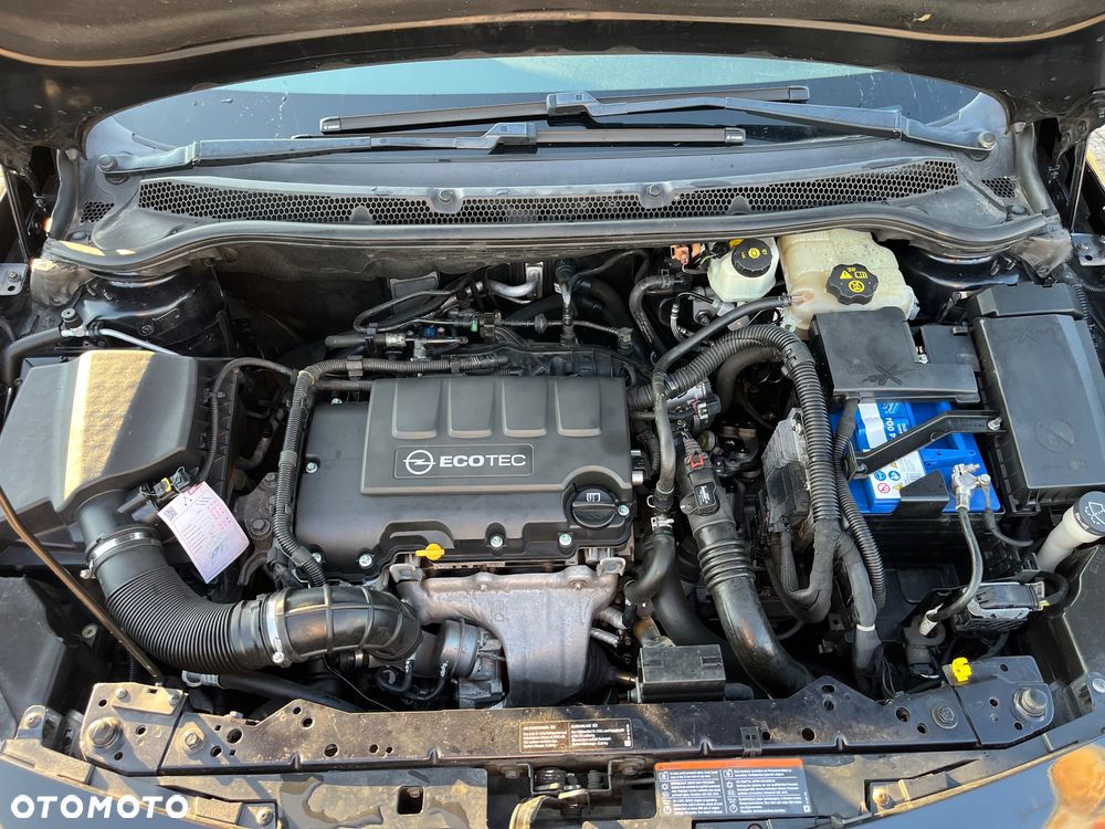 Opel Astra 1.4 Turbo Sport - 23