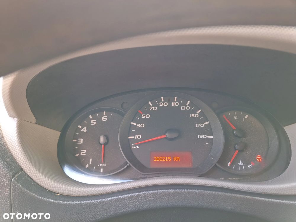 Renault Master - 15