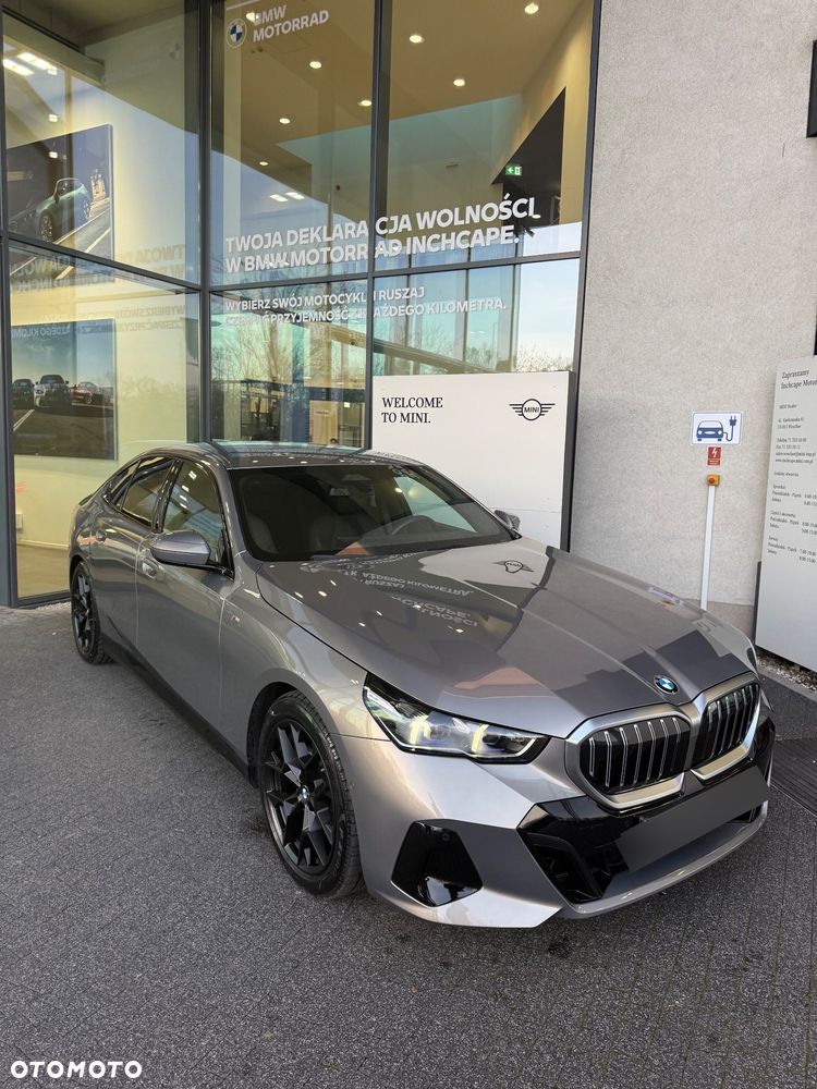 BMW Seria 5 520d mHEV M Sport - 1