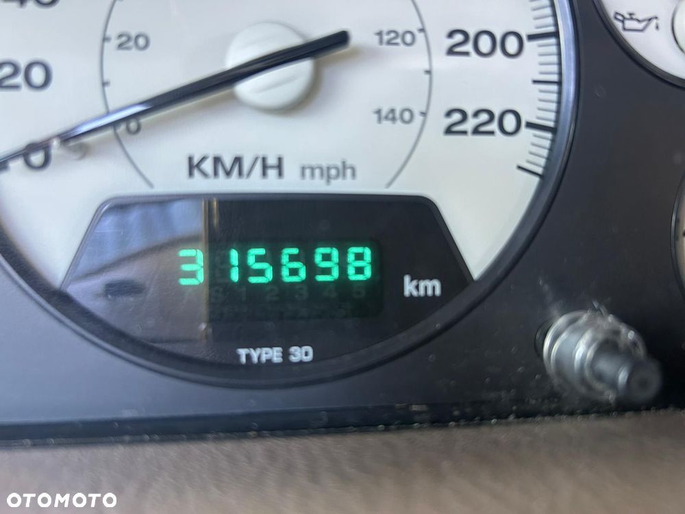 Jeep Grand Cherokee 2.7 CRD Limited - 28