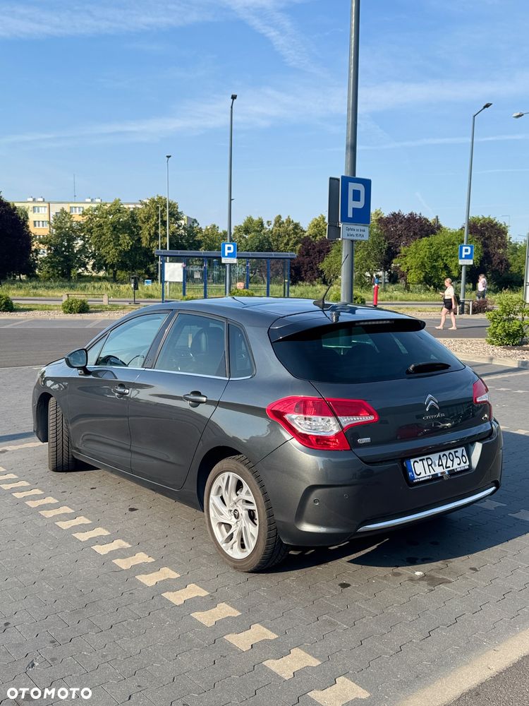 Citroën C4 e-HDi 115 Exclusive - 9