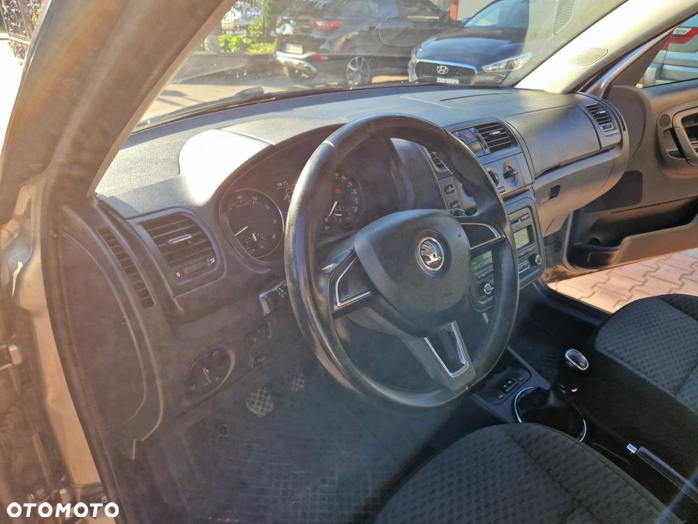 Skoda Roomster 1.4 16V Comfort - 17