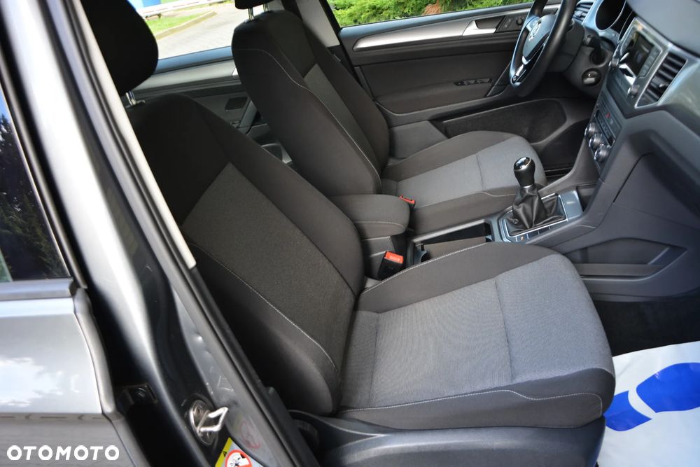 Volkswagen Golf Sportsvan - 36
