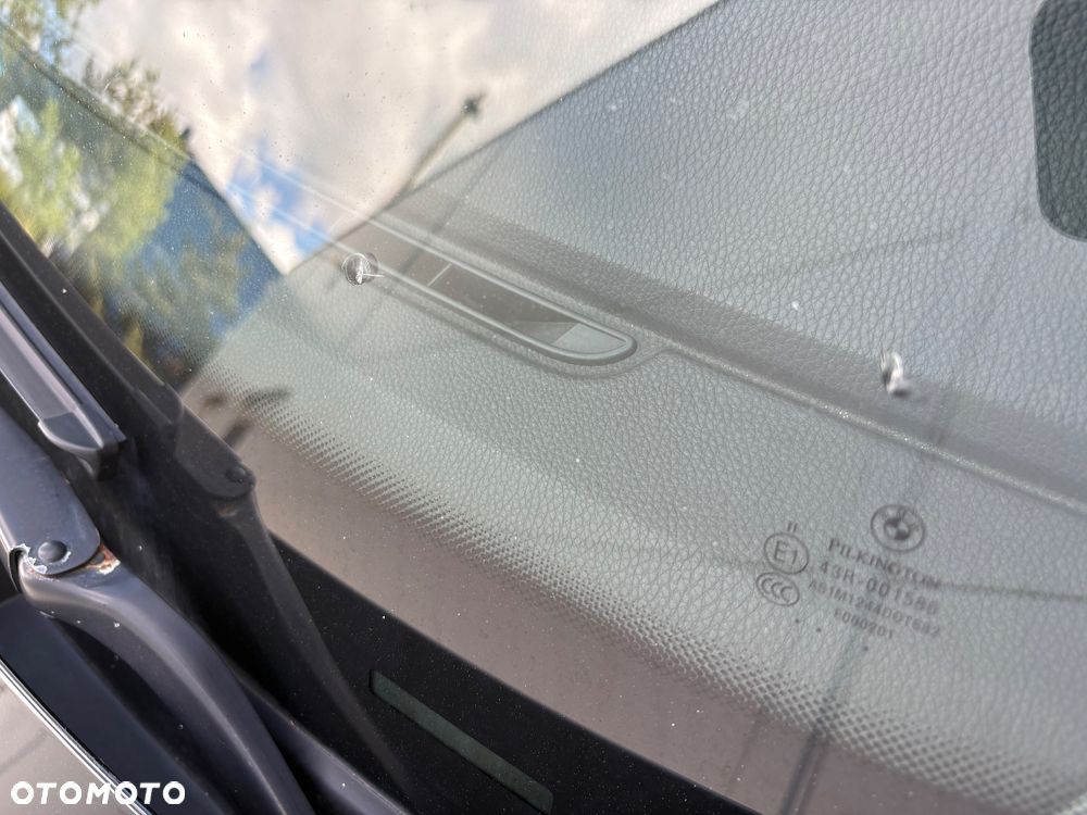 BMW Seria 3 318d DPF Edition Sport - 29