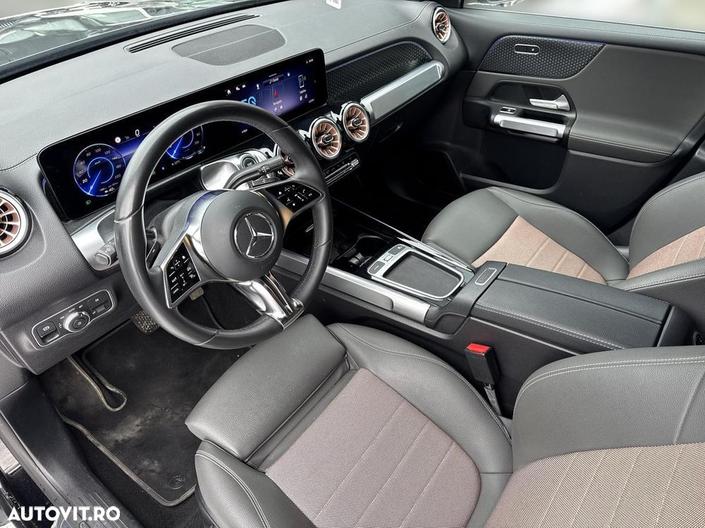 Mercedes-Benz EQB 250+ - 10