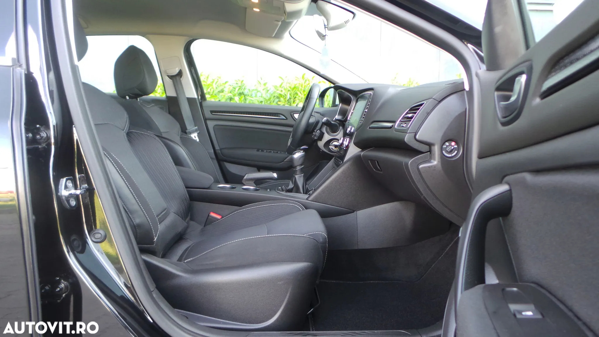 Renault Megane ENERGY TCe 130 BUSINESS - 18