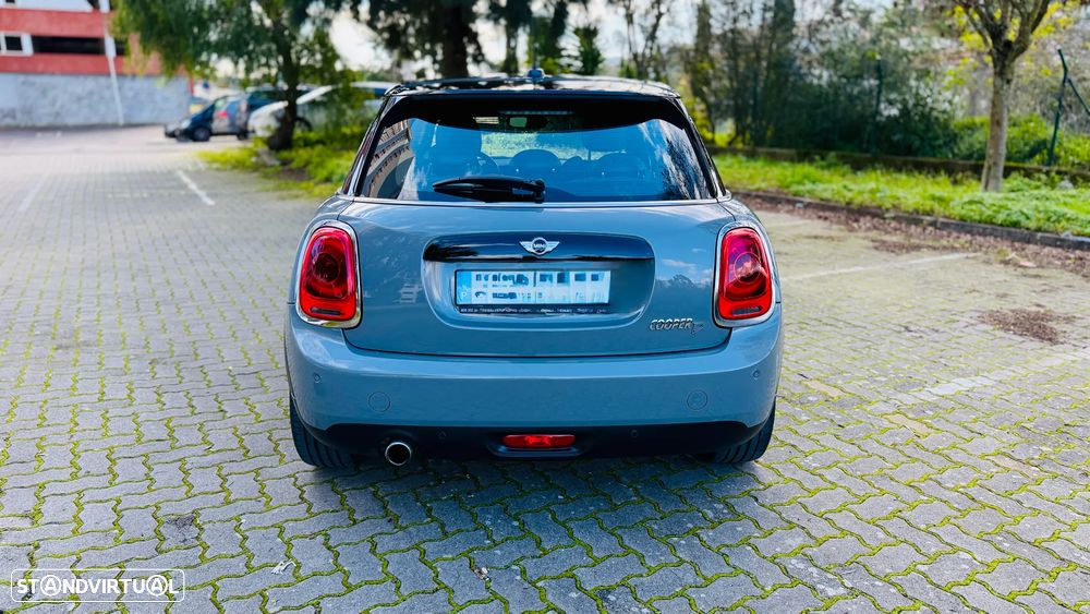 MINI 5 Portas Cooper D Auto - 9