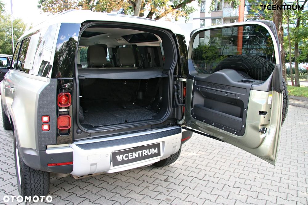 Land Rover Defender 2.0 D240 - 9