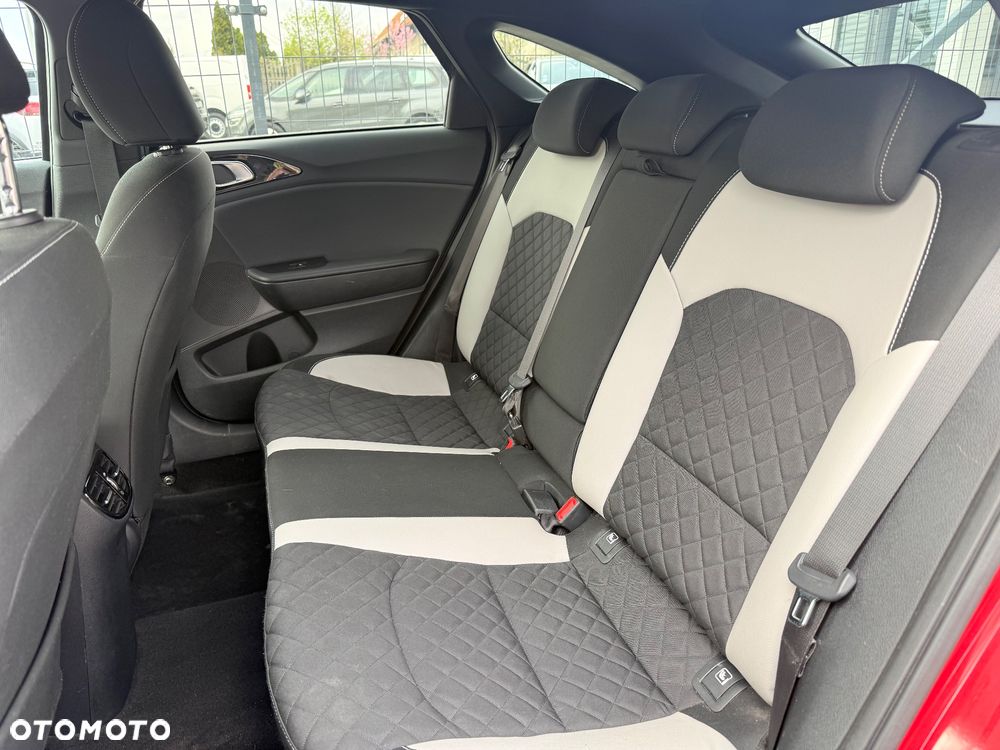 Kia ProCeed 1.6 CRDi SCR GT LINE - 9