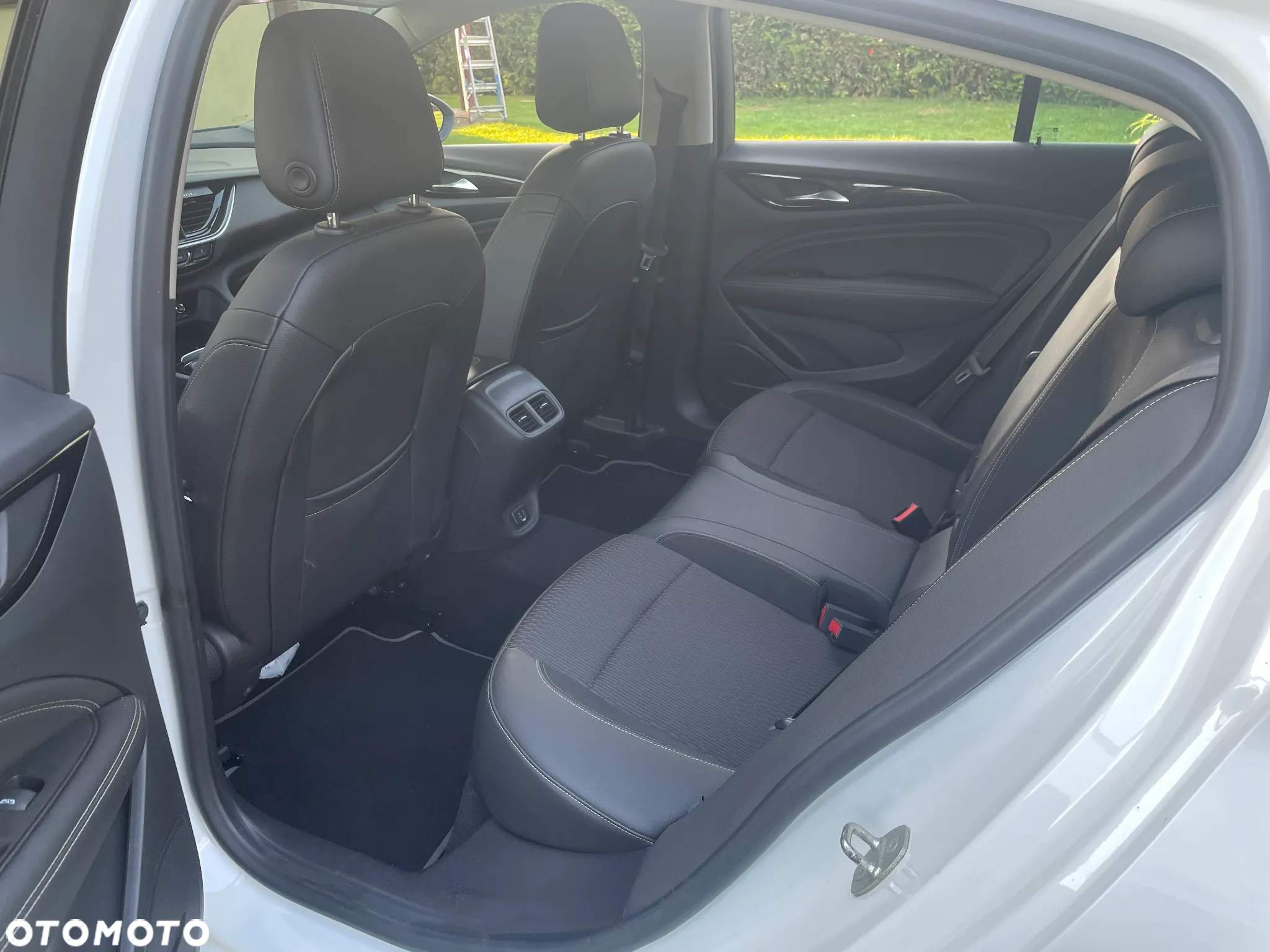 Opel Insignia - 10