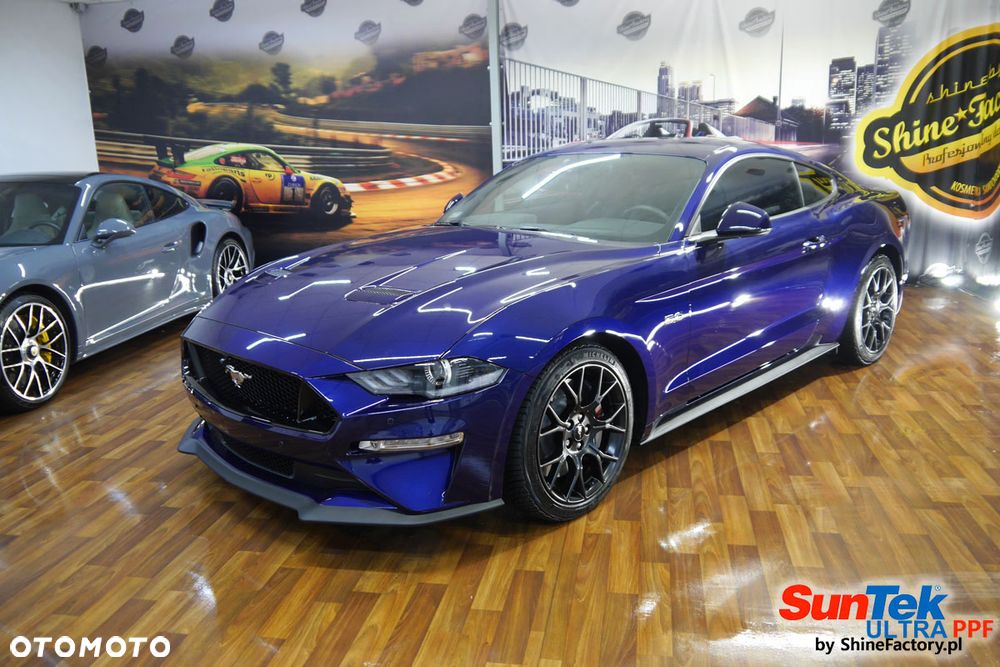 Ford Mustang - 3