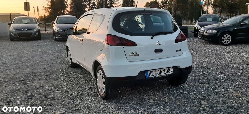 Mitsubishi Colt - 21