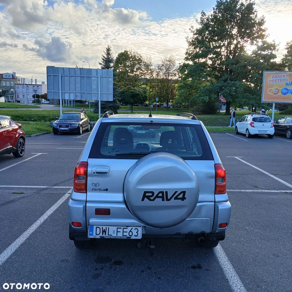 Toyota Rav4 2002 photo 4