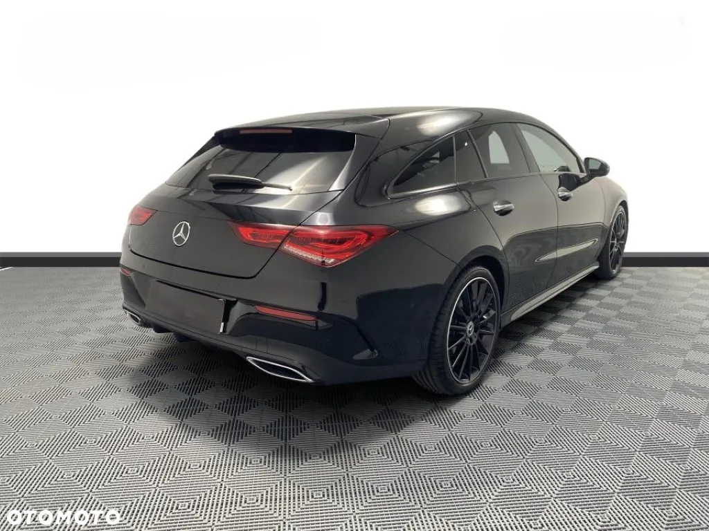Mercedes-Benz CLA 200 d 4-Matic AMG Line 8G-DCT - 4