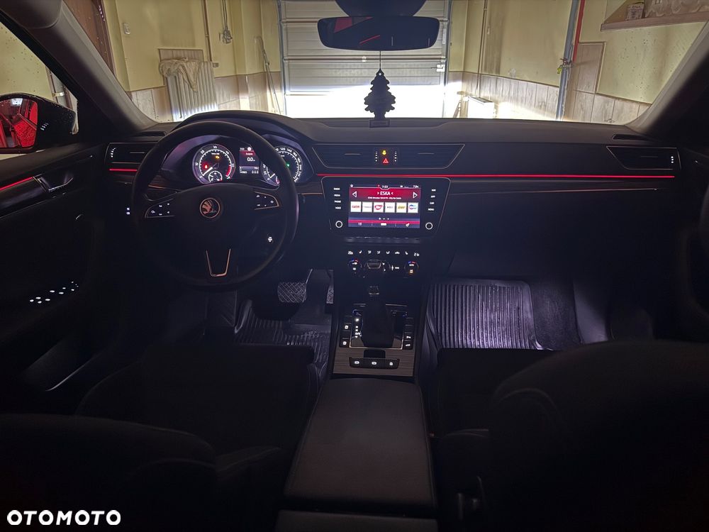 Skoda Superb 2.0 TDI Style DSG - 26