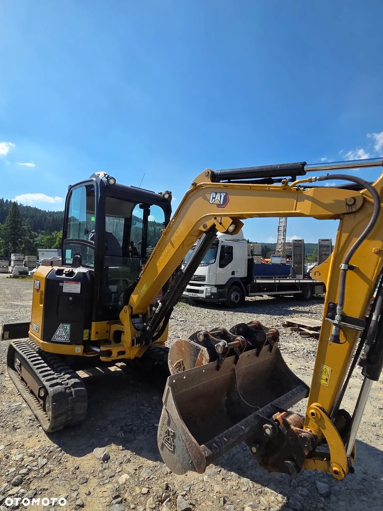 Caterpillar 302.7 - 19