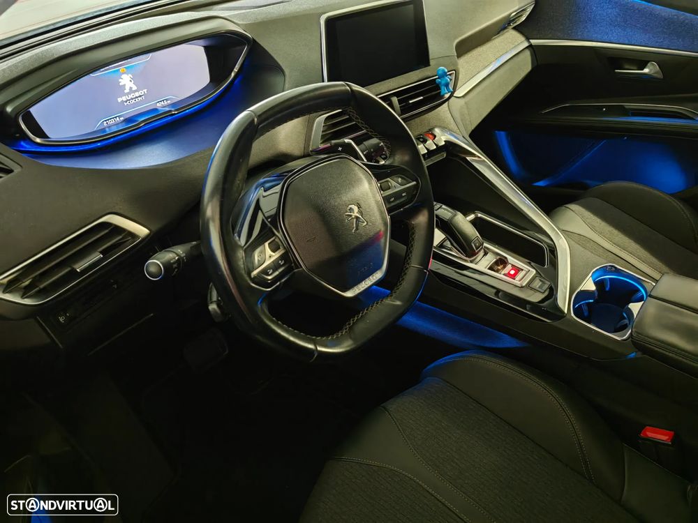 Peugeot 5008 1.6 BlueHDi Allure EAT6 - 30