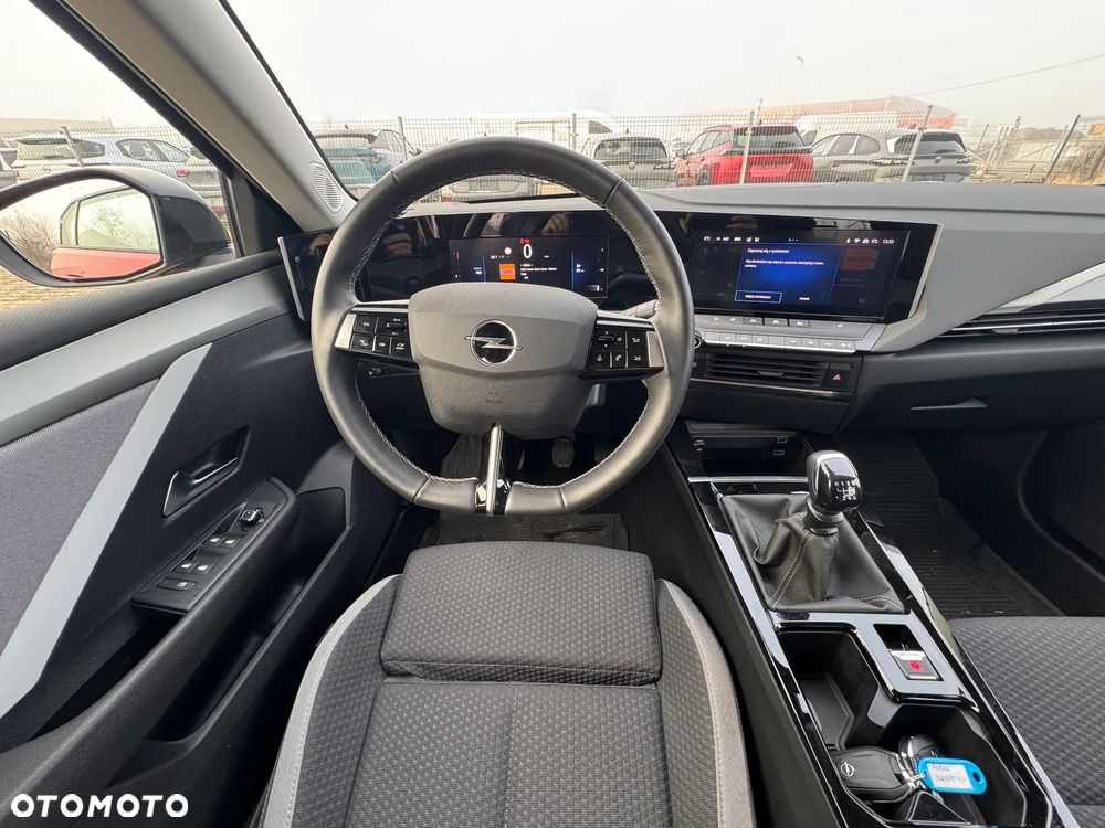 Opel Astra 1.2 T Edition S&S - 19