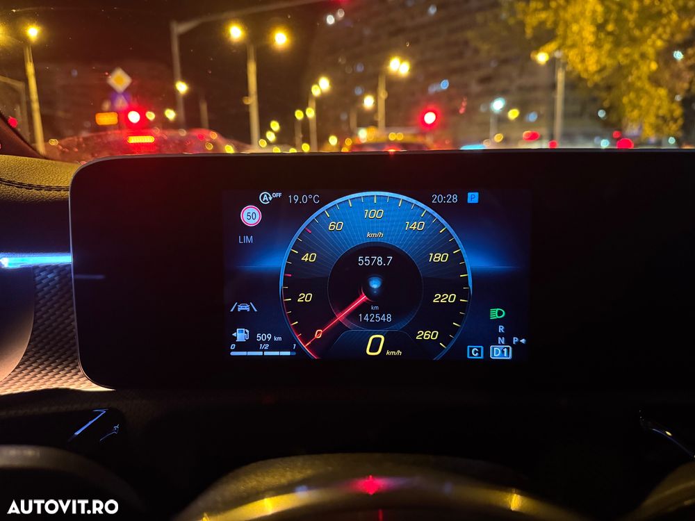 Mercedes-Benz CLA - 9