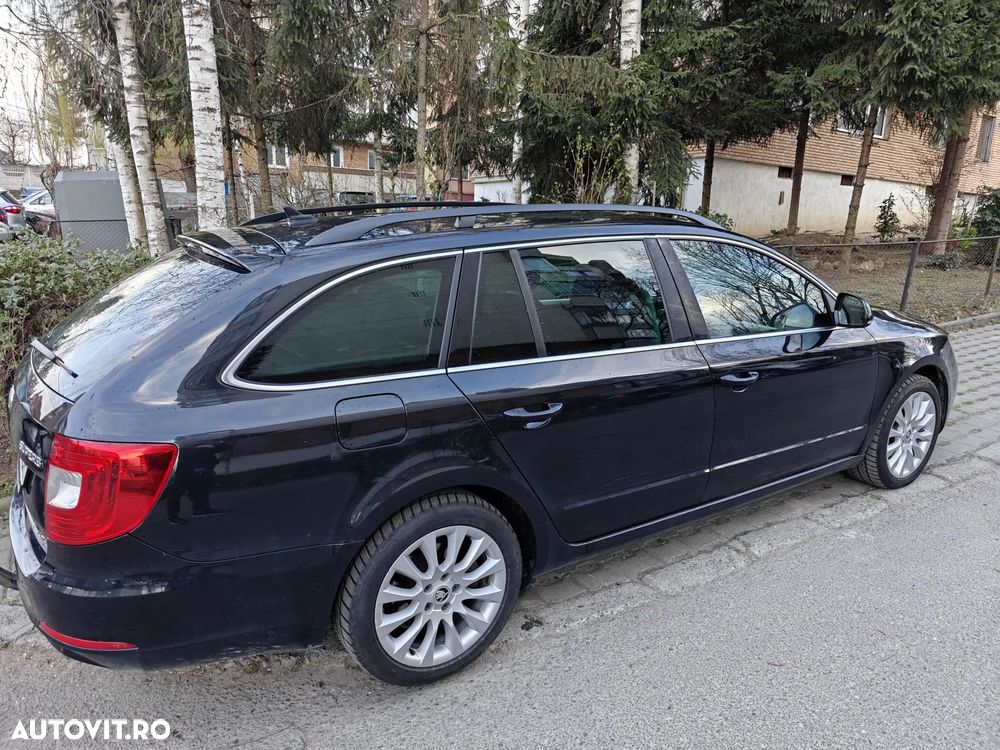 Skoda Superb 2.0 TDI 4X4 Ambition - 6