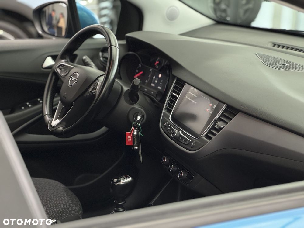 Opel Crossland X - 36