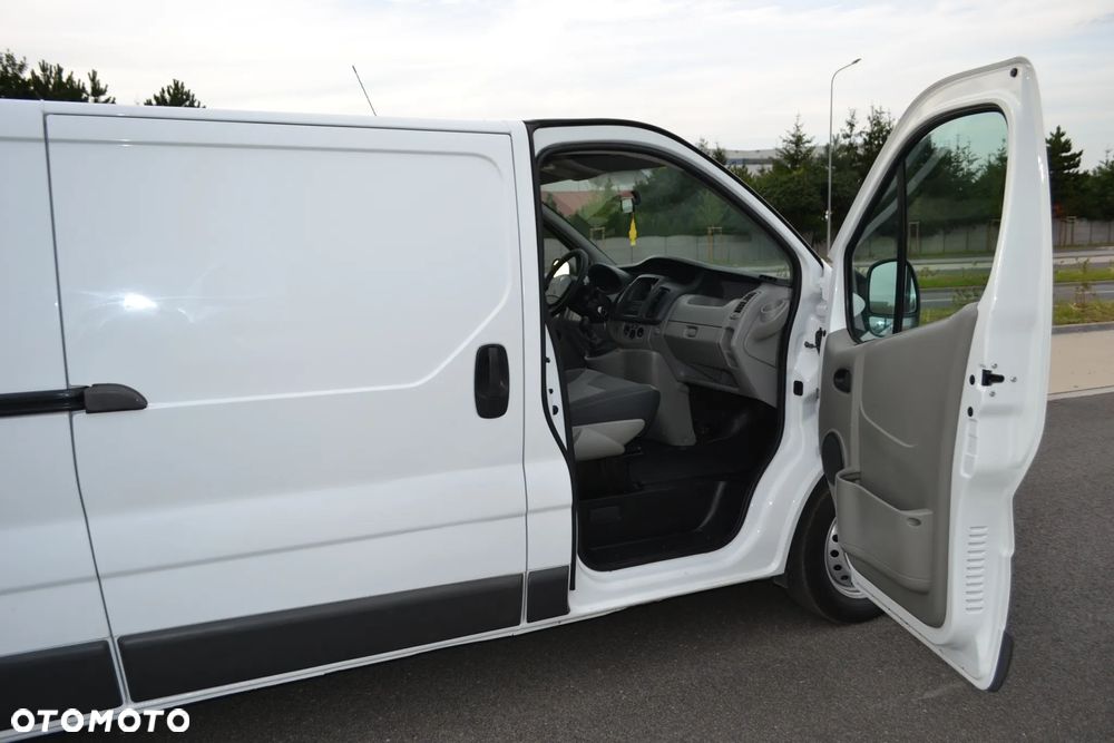 Renault Trafic - 18